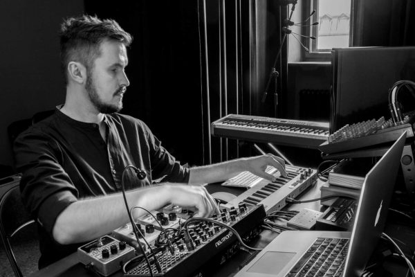 Ampscent – Jacek Doroszenko in the studio